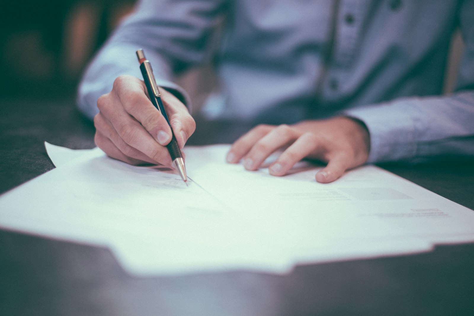 How Much Is My Car Accident Settlement Worth in 2025? Complete Guide